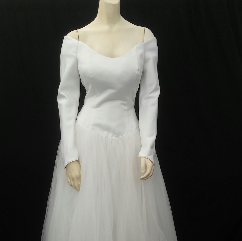 Wedding Gown.   No.(6)